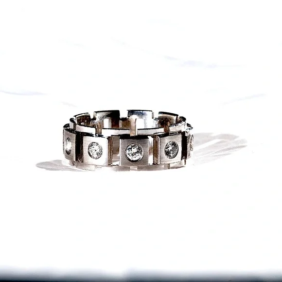 (Special Buy) Brand New 14KW Men’s 1.5ctw VS-G Natural Diamond Eternity Band.